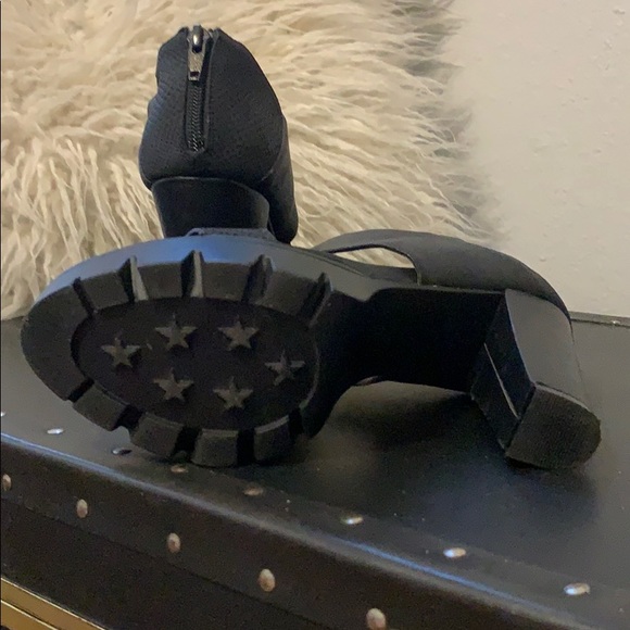 Black Nine West Heels - Picture 6 of 6